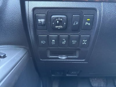 2015 Toyota Land Cruiser 4dr 4WD