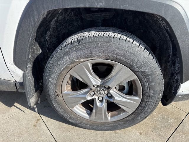 2024 Toyota RAV4 XLE AWD