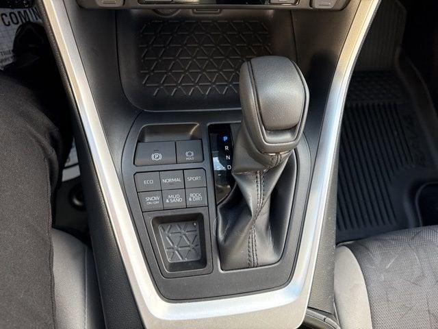 2024 Toyota RAV4 XLE AWD