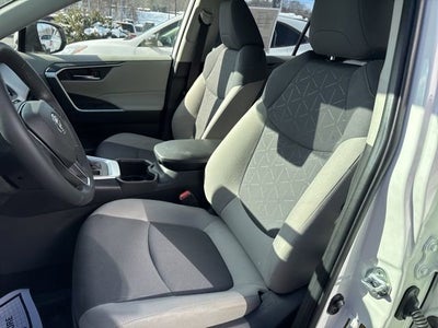 2024 Toyota RAV4 XLE AWD