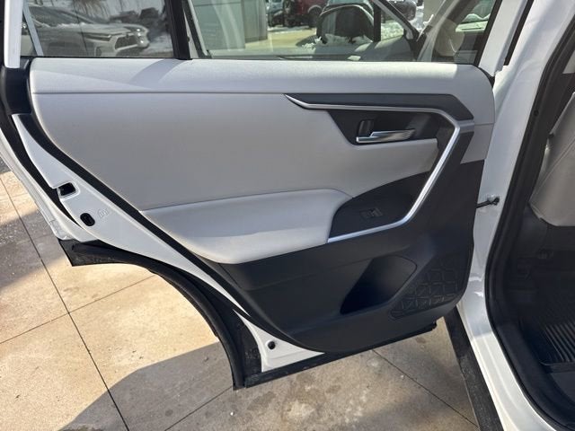 2024 Toyota RAV4 XLE AWD