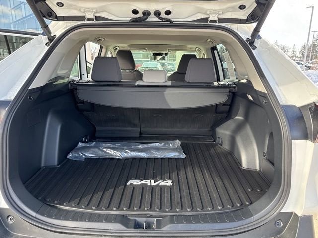 2024 Toyota RAV4 XLE AWD