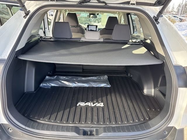 2024 Toyota RAV4 XLE AWD