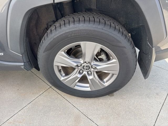 2022 Toyota RAV4 Hybrid Hybrid XLE AWD