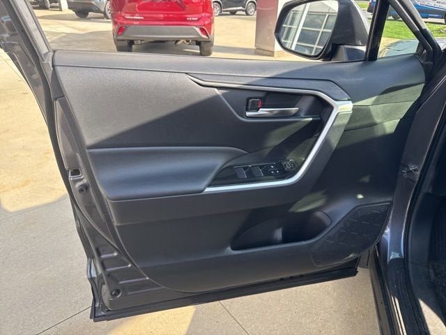 2022 Toyota RAV4 Hybrid Hybrid XLE AWD