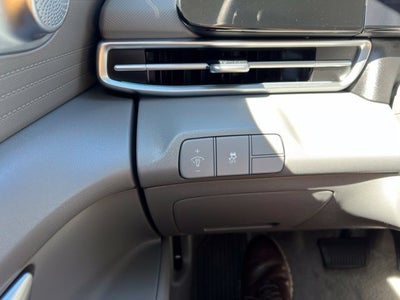 2024 Hyundai Elantra SEL IVT