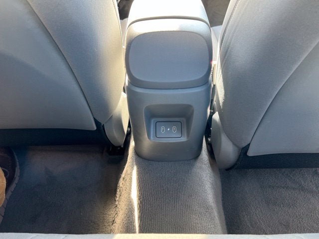 2024 Hyundai Elantra SEL IVT