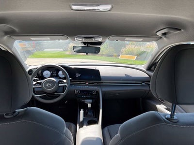 2024 Hyundai Elantra SEL IVT