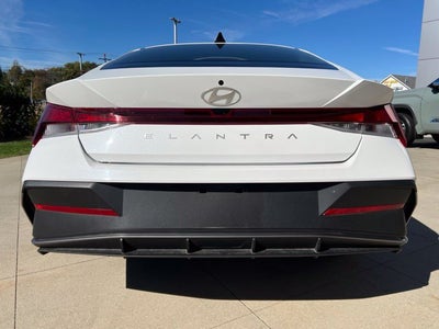 2024 Hyundai Elantra SEL IVT