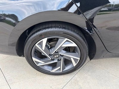 2026 Hyundai Elantra Limited Sedan