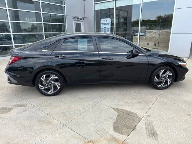 2026 Hyundai Elantra Limited Sedan
