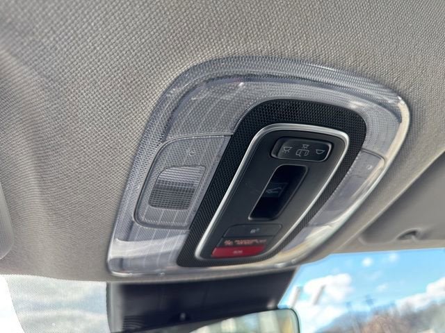 2024 Hyundai Elantra Limited IVT