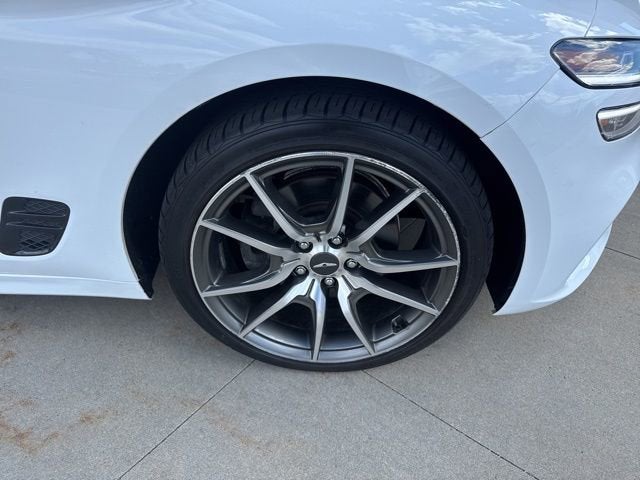 2023 Genesis G70 2.0T AWD