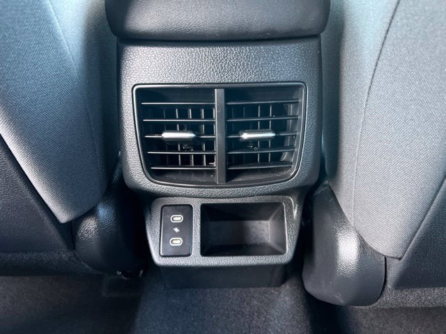 2025 Kia Seltos LX IVT AWD