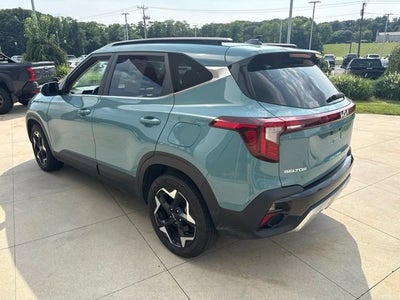 2024 Kia Seltos EX IVT AWD