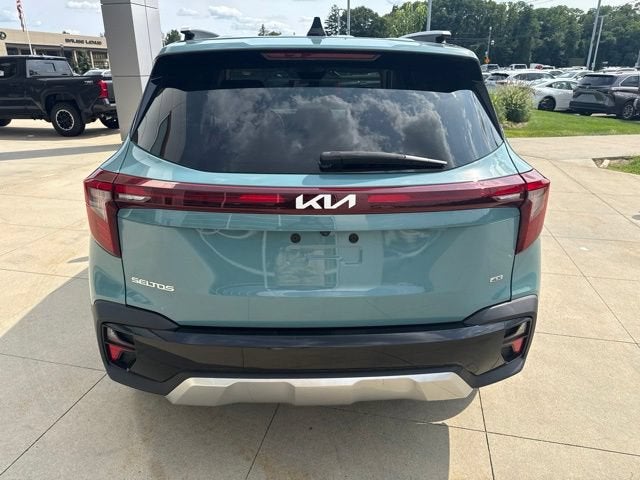 2024 Kia Seltos EX IVT AWD