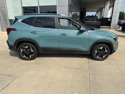 2024 Kia Seltos EX IVT AWD