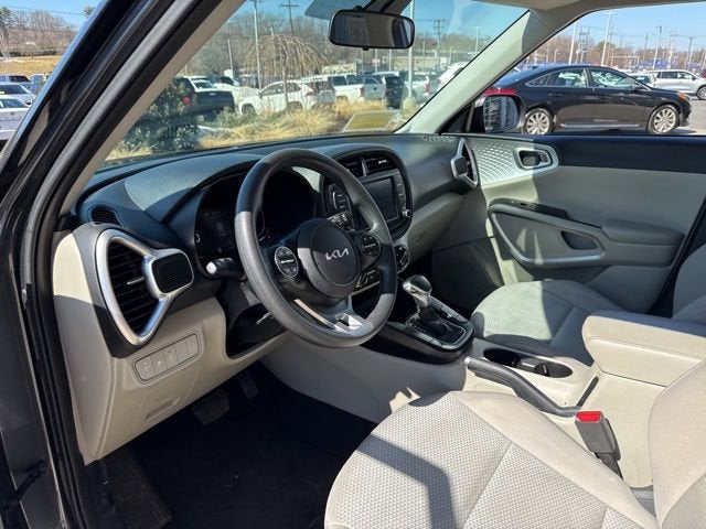 2023 Kia Soul LX IVT