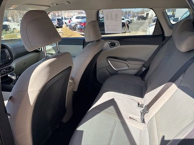 2023 Kia Soul LX IVT