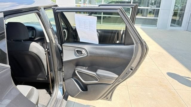 2023 Kia Soul LX IVT