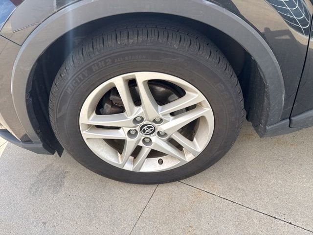 2021 Toyota C-HR LE FWD