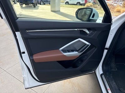 2024 Audi Q3 S line Premium 45 TFSI quattro