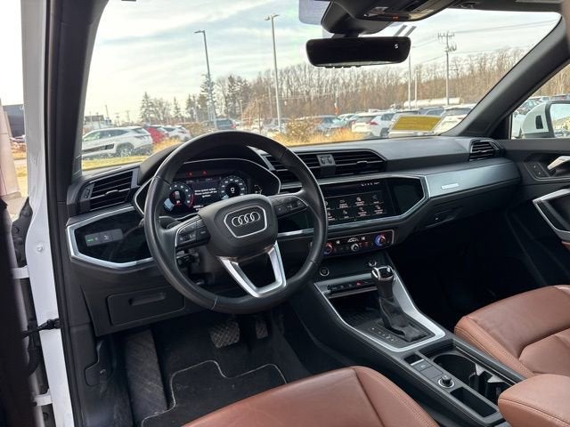 2024 Audi Q3 S line Premium 45 TFSI quattro