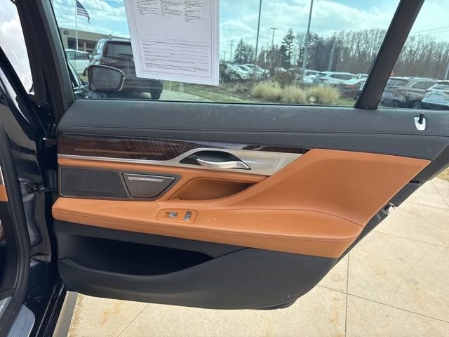 2021 BMW 7 Series 750i xDrive Sedan