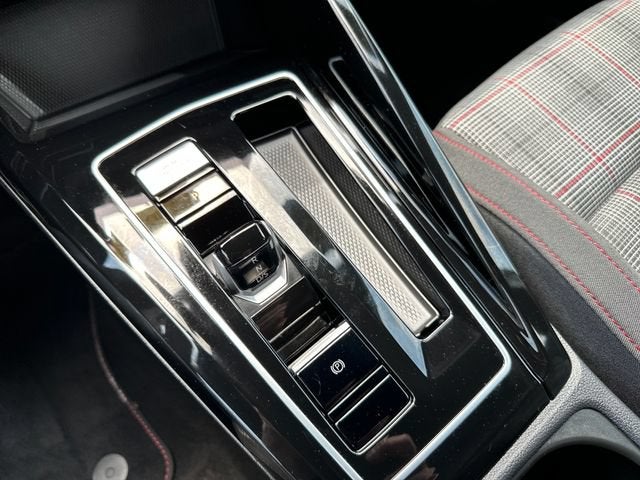 2025 Volkswagen Golf GTI 2.0T S DSG