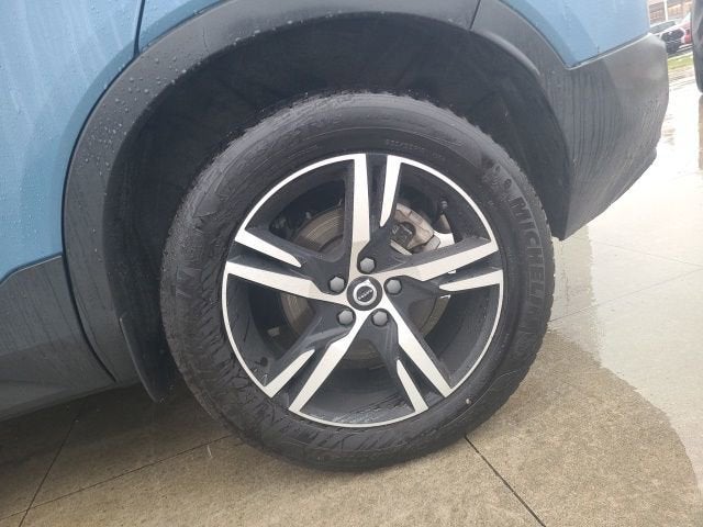 2024 Volvo XC40 Base