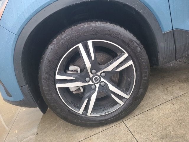 2024 Volvo XC40 Base