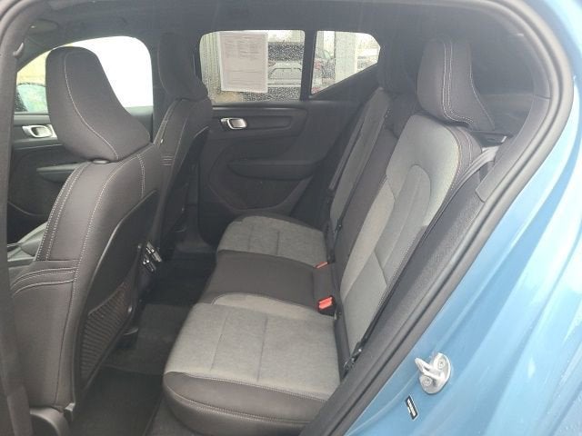 2024 Volvo XC40 Base