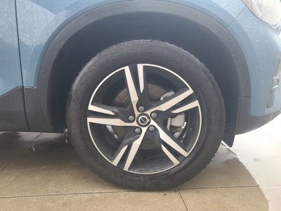 2024 Volvo XC40 Base