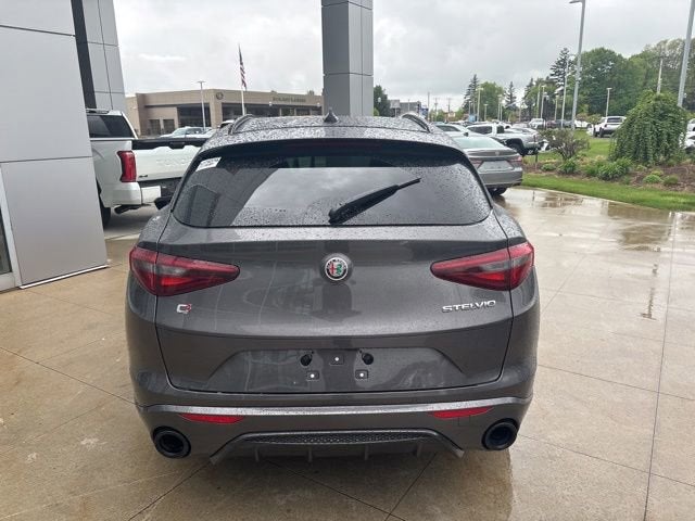 2023 Alfa Romeo Stelvio Veloce AWD