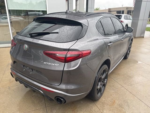 2023 Alfa Romeo Stelvio Veloce AWD