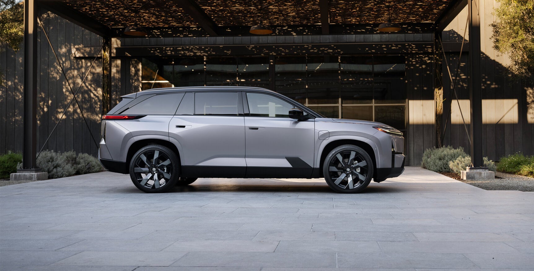 2027 Toyota Highlander Preview Hero